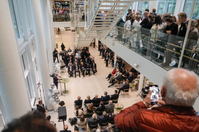 Protonbygget på Radiumhospitalet med 100 tonn tung syklotron