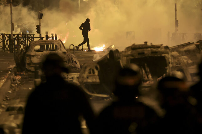 Sjokkmåling: Flertall av franskmenn vil ha lov og orden og tror ikke demokratiet kan levere