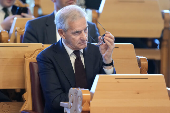 Så du tror norsk politikk handler om demokrati og folkestyre?