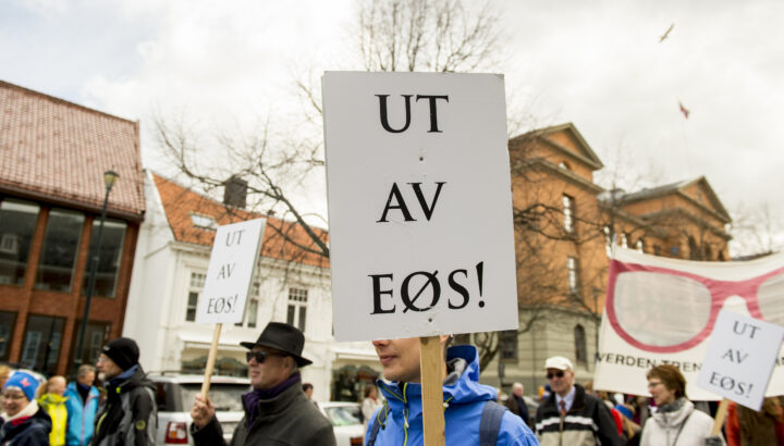 SV vil ikke lenger si opp EØS-avtalen; Sp er rasende