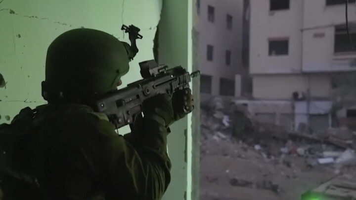 Israel har startet bakkeinvasjon i Libanon