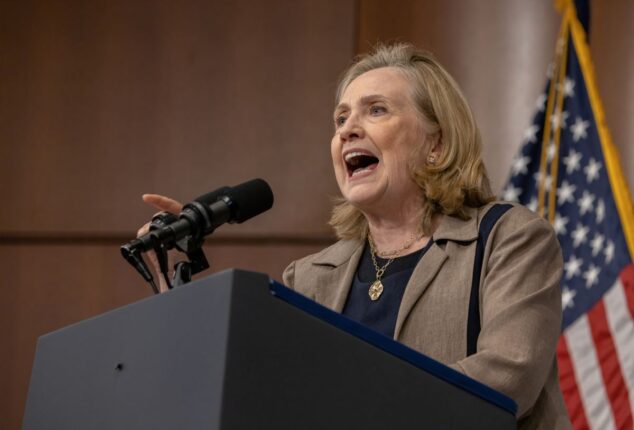 Hillary Clinton vil ha begrenset ytringsfrihet på sosiale medier