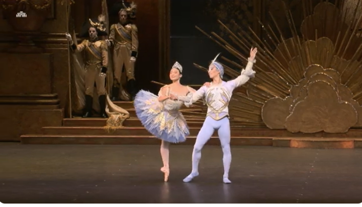 Interlude: Tsjajkovskij - pas de deux fra Tornerose