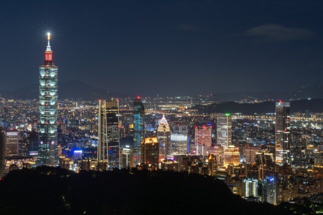 USA advarer Kina mot å provosere Taiwan