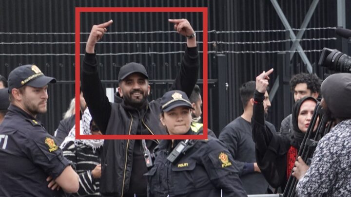 Aktivisten Mohsan Raja til angrep når han blir konfrontert: –&NoBreak;&nbsp;Fuck Document!