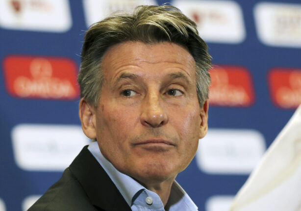 Sebastian Coe lover å beskytte kvinneidretten