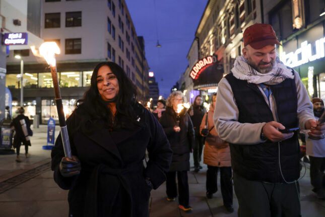 Lubna Jaffery sier «Aldri mer!», men ignorerer at det igjen jaktes på jøder i Europa