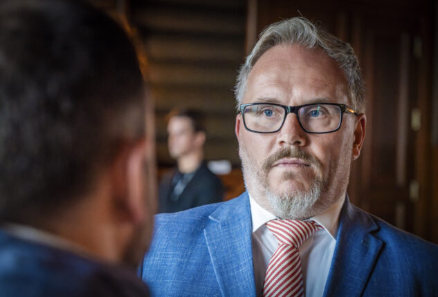 Norge går så det griner på overflaten, men egentlig er det til å grine av