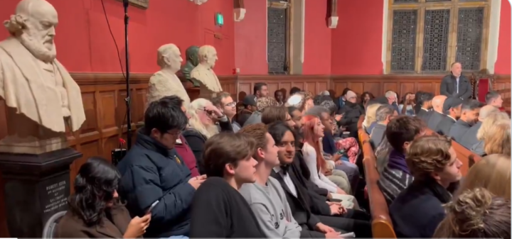 Oxford Union: Israel er en apartheidstat som begår folkemord
