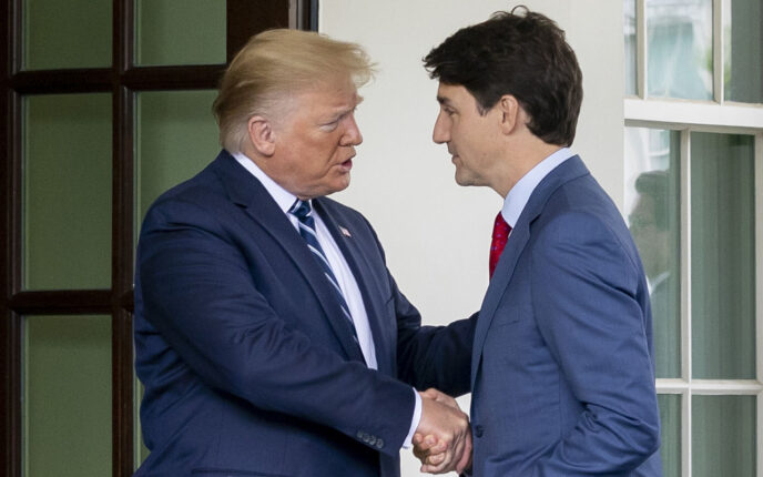 Trump truer Trudeau: 25 prosent toll om du ikke lukker grensen for illegal innvandring