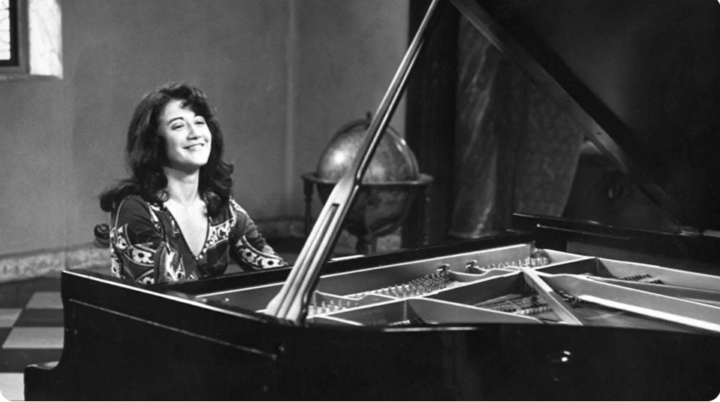 Interlude: Argerich spiller Liszts Les funérailles