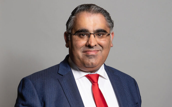 Storbritannia: Pakistansk Labour-parlamentariker vil ha forbud mot koran-kritikk