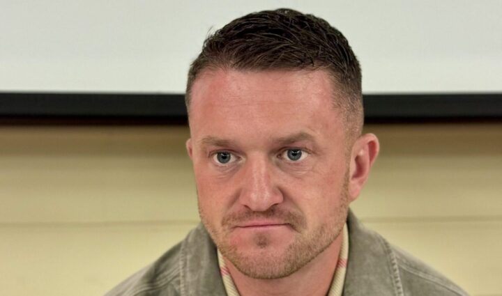 Se video: Tommy Robinson snakker direkte fra fengsel