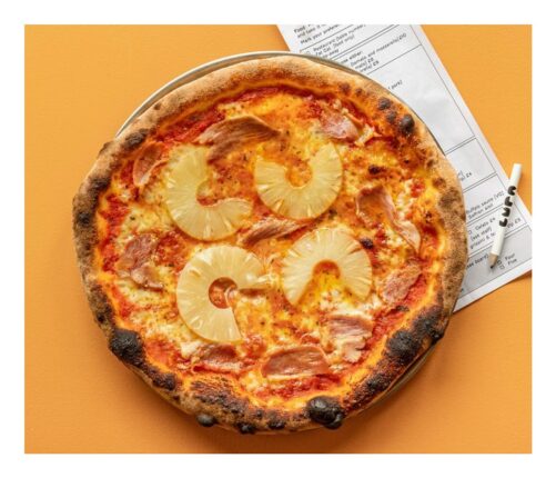 Pizzarestaurant i Norwich tar 100 pund for Hawaii-pizza