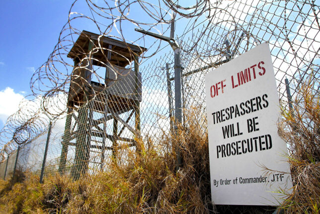Trump vil internere 30.000 illegale inn&shy;vandrere i Guantánamo Bay på Cuba