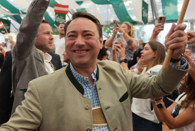 Det østerrikske høyre&shy;partiet FPÖ får nesten 40 prosent i ny menings&shy;måling