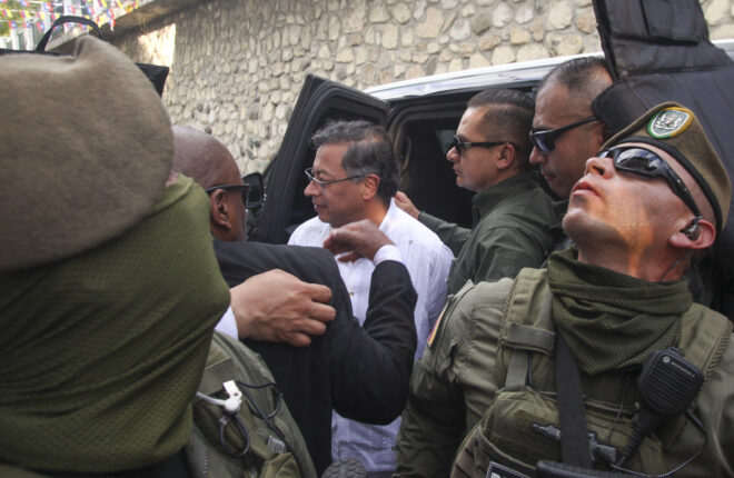 Duell mellom Colombia og Trump om retur av illegale