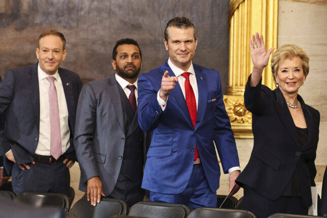 John Ratcliffe på plass, Pete Hegseth står for tur