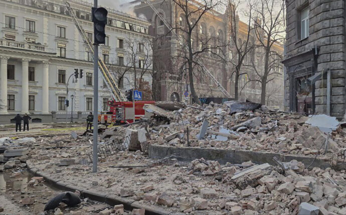 Kjent vitenskaps&shy;ektepar drept i Kyiv i nyttårs&shy;angrep