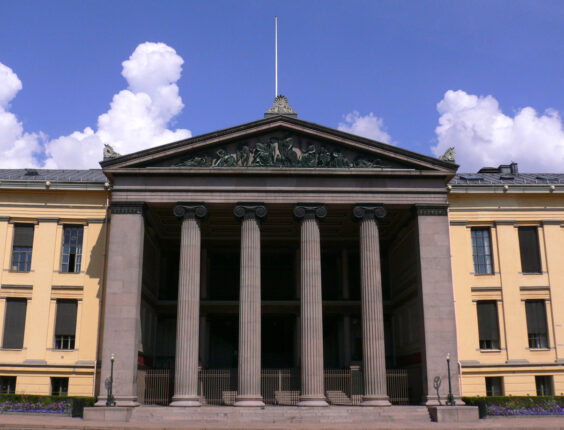Strøk på eksamen fordi hun brukte ordene han og hun