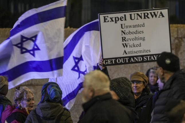 USA trekker seg fra FNs menneskeretts&shy;råd og forbyr fremtidig finansiering av UNRWA