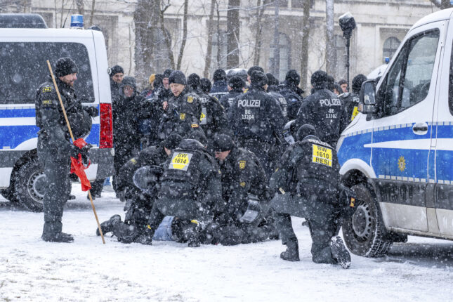 Ukraina leker diplomati, sparker USA på skinnleggen