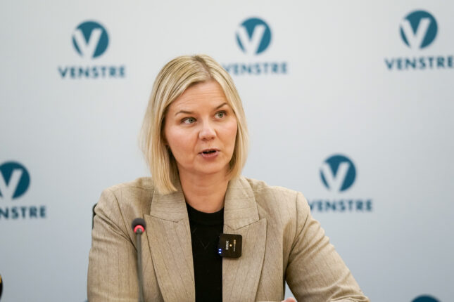 Venstre-lederen etter Trumps EU-toll og Ukraina-nei: – Farlig og uansvarlig