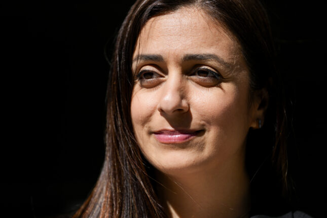 Hadia Tajik har fått jobb i advokatfirma