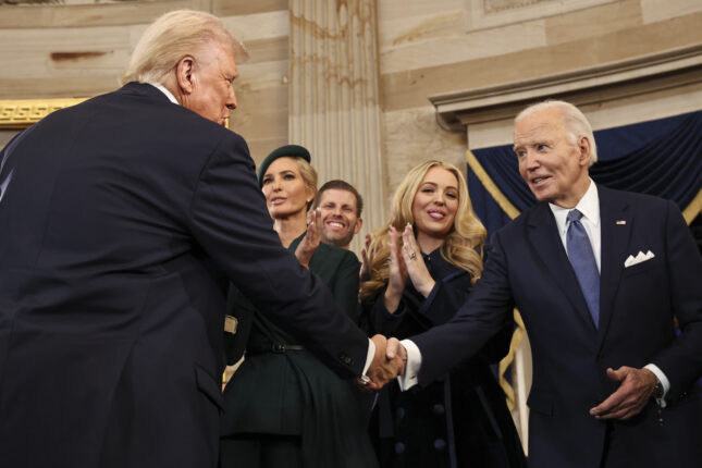 Trump fratar Biden tilgangen til hemmeligstemplet info