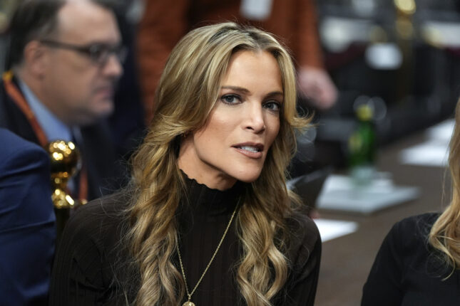 Megyn Kelly avslører at hun lider av vaksineskader fra Pfizers koronavaksine