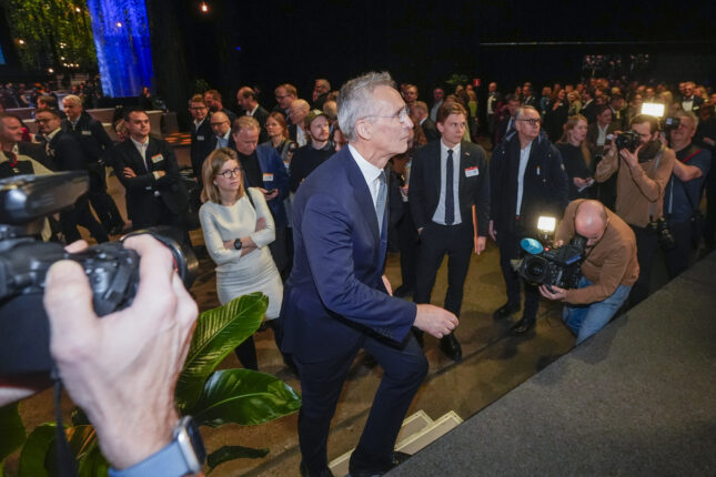 Ap bykser frem – Stoltenberg-comeback soper inn sosialist-velgere