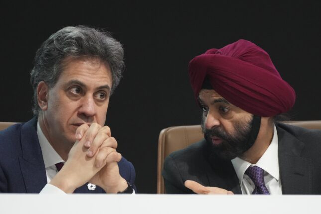 Energiminister Ed Miliband utgjør en alvorlig trussel mot alle britiske familier