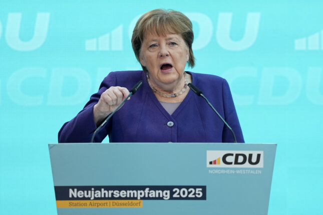 Angela Merkel anklages for å ha forsøkt å skjule avsløring om covid-19s opprinnelse