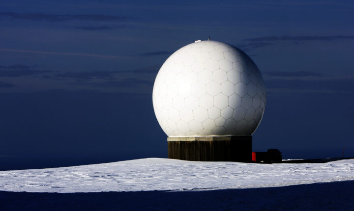 Russland: Norge bryter Svalbard&shy;traktaten