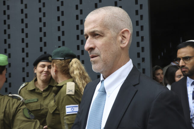 Israels regjering sparker Shin Bet-sjefen