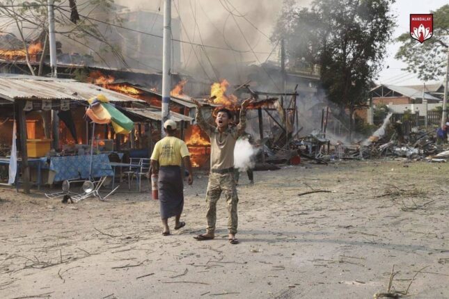 Nesten 30 sivile skal være drept i flyangrep mot landsby i Myanmar