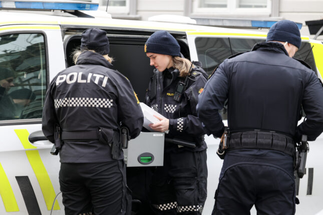 Fire skadde etter knivangrep i Trondheim, én person livstruende skadet