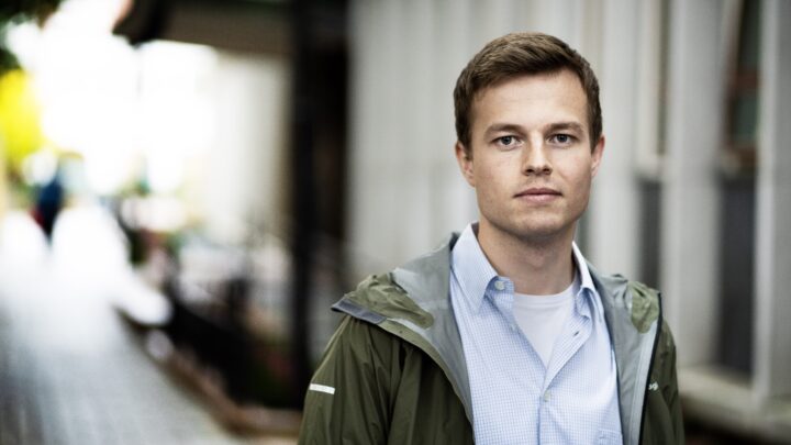 Leder for KrF-ungdommen mener fødsels­tall er viktigere enn klima­politikk
