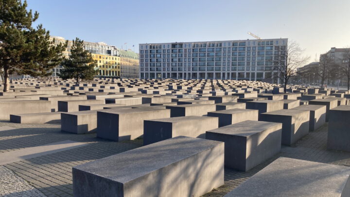 Knivangrep ved Holocaust-minnes­merket i Berlin var islamistisk terror