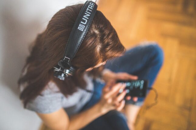 Stadig flere barn lider av tinnitus