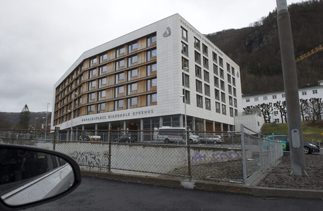 23 løpere i Bergen innlagt på sykehus etter maraton, hadde skader på indre organer