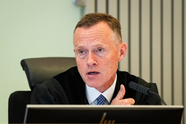 To 13-årige norske jenter forsvarsløse mot tre syrere