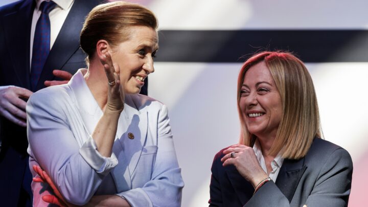 Giorgia Meloni og Mette Frederiksen hardt ut mot menneskeretts­domstolen