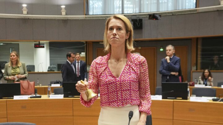 Europeiske ledere viser misnøye over Trumps samtale med Putin