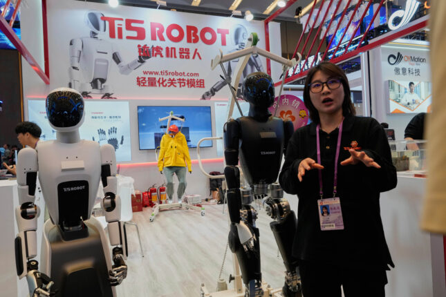 Kina investerer stort i produksjon av menneske&shy;lignende roboter