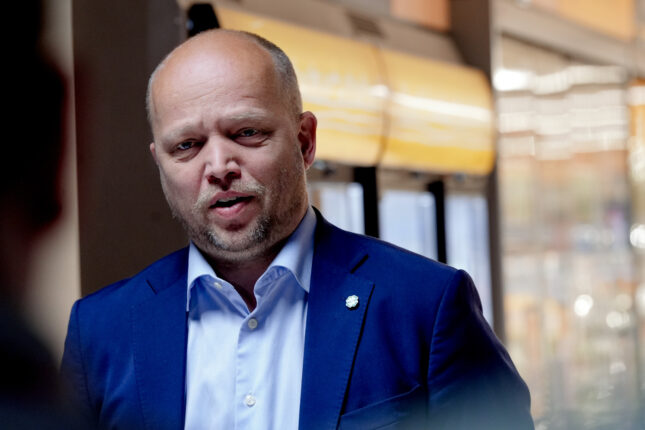Sp-leder Vedum krever stans i offentlig støtte til fornybarlobby