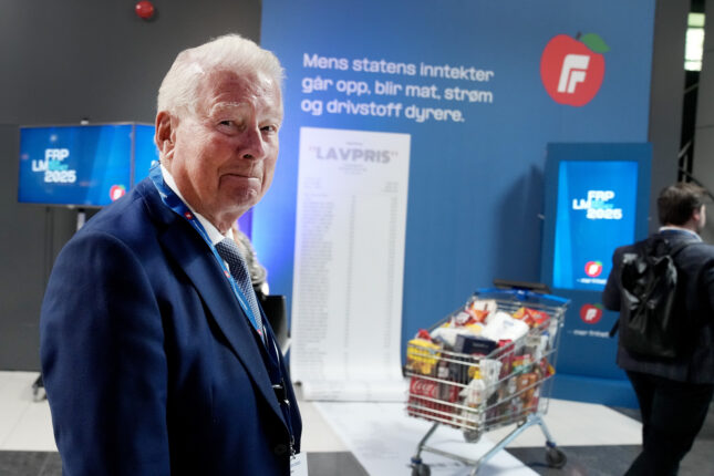 Carl I. Hagen hyller et mer striglet Frp – ikke lenger flau