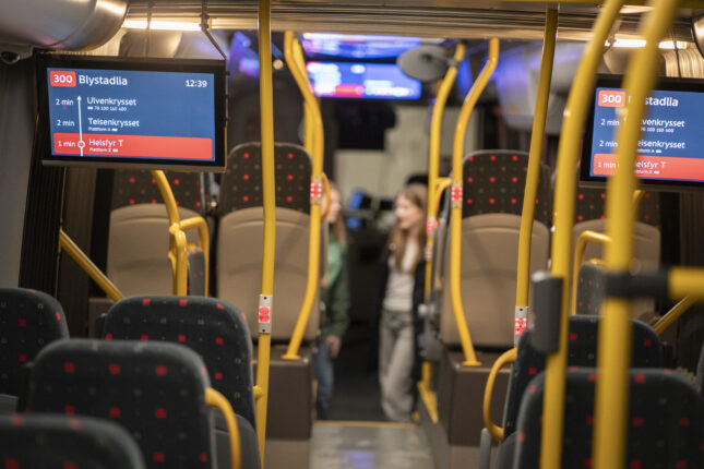 Politiet: Maskert 15-åring pågrepet med machete i Oslo