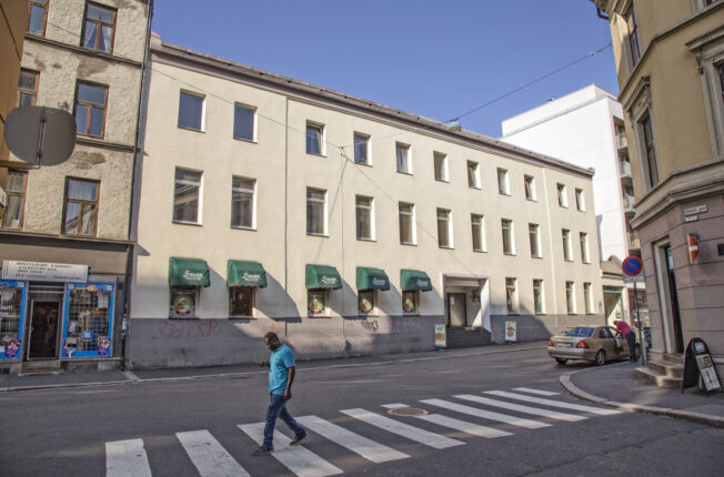 Byggingen av Rabita-moskeen i Oslo satt på vent, mangler 320 millioner kroner