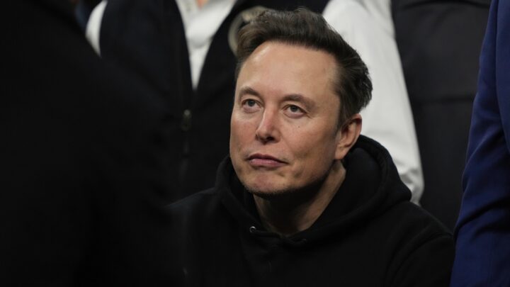 Elon Musk har slått på Starlink i Iran